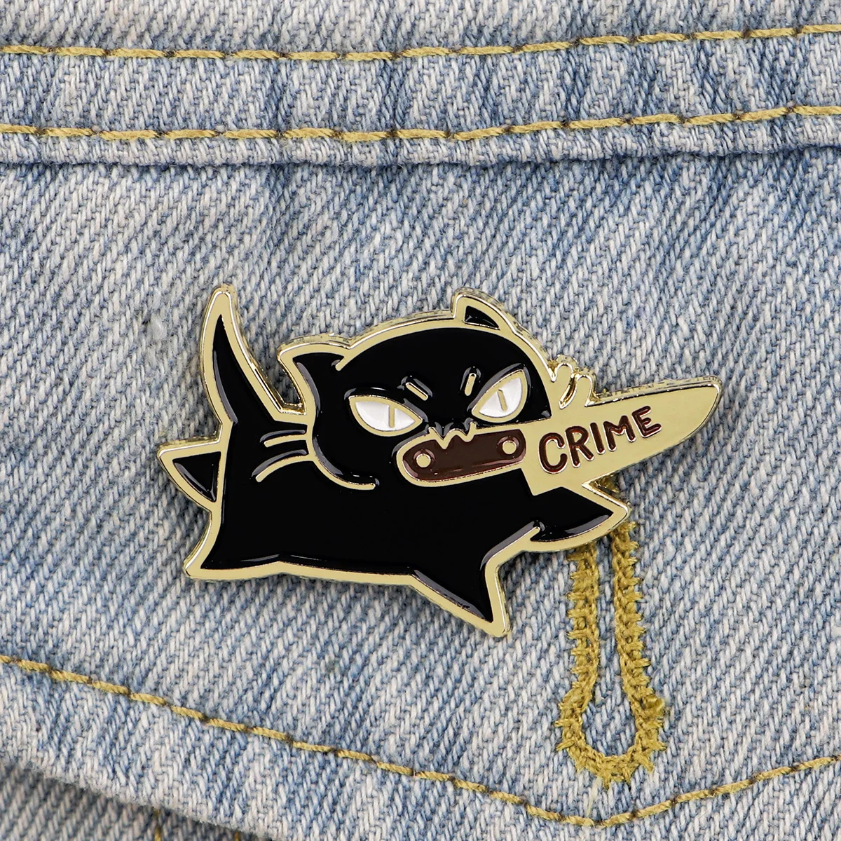 Cute Cat Enamel Pin Cartoon Animal Brooch Pines Lapel Pins Badge on Backpack Clothes Accessories Halloween Jewelry Friends Gifts