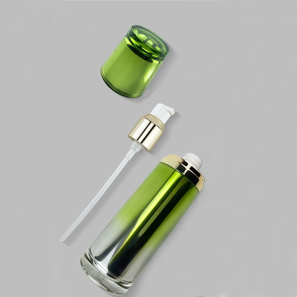 Flacone per lozione in materiale acrilico di colore verde con capacità di 30ml e 50ml con pompa e tappo