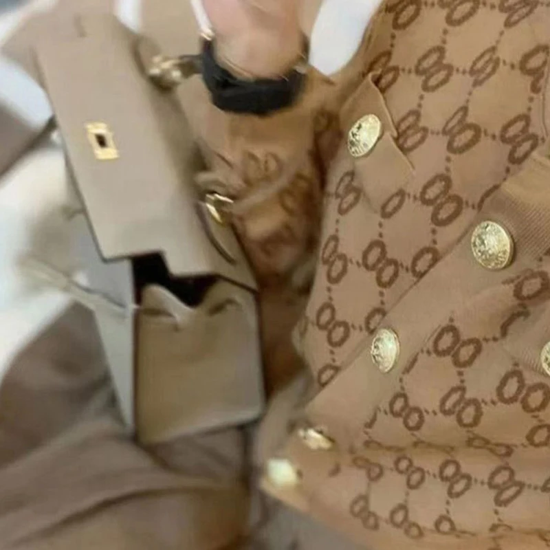 سترة قصيرة مطبوعة على الموضة للنساء لربيع الخريف ومزاج أنيق وخصر متماسك ملابس نسائية عصرية