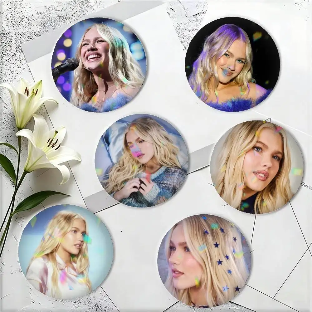 

Freya-A Skye Singer 25 32 44 58 75mm Badges Personalized Round Brooches Pins Accessory Gift