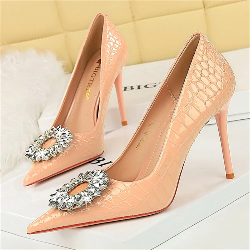 

BIGTREE Autumn Fashion Heels Sexy Woman Pumps Shallow Pointy Patent Leather Serpentine Rhinestone Buckle Women's Single Shoes