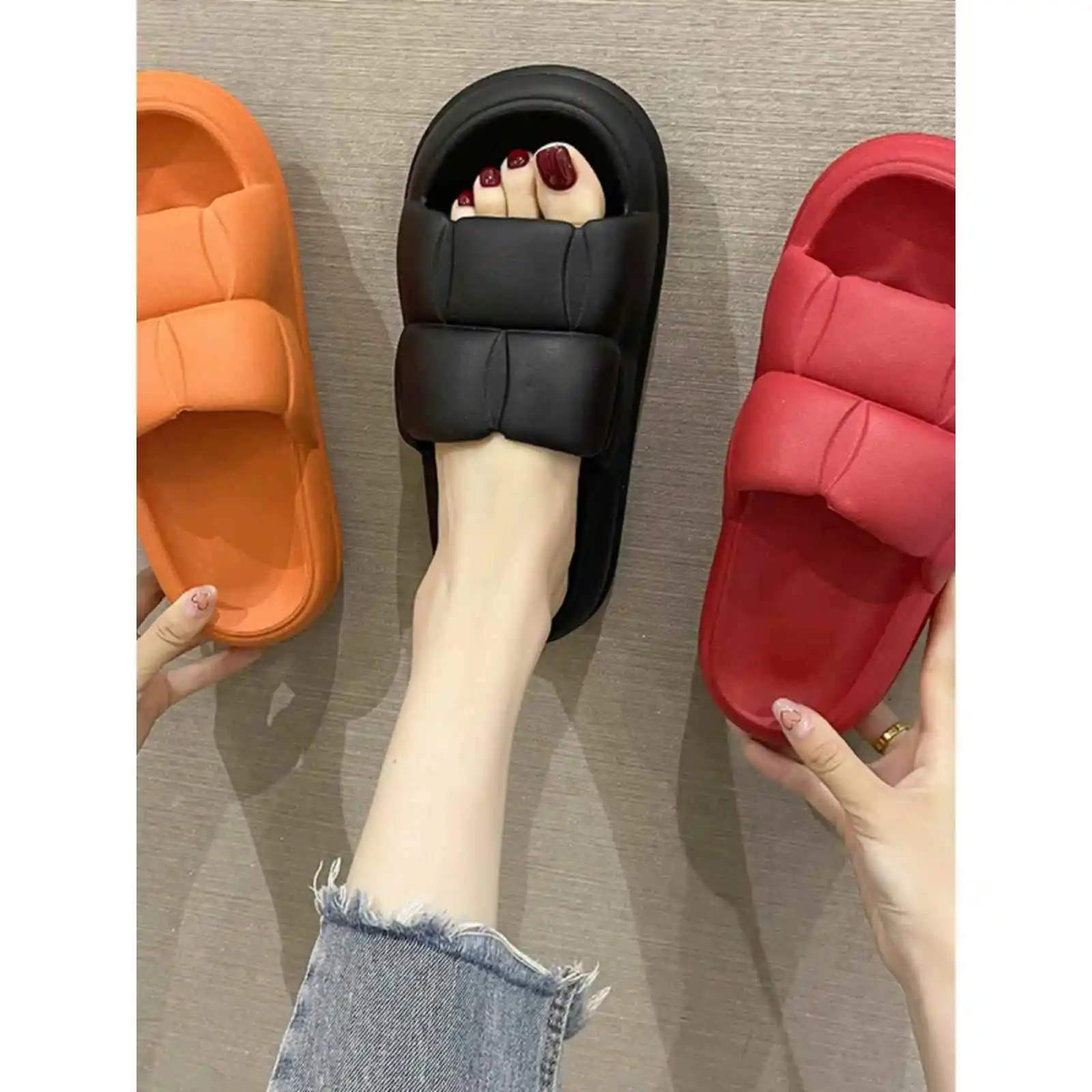 

Summer Soft Bottom Thick Heel Women's Slippers Fashionable Square Couple Home Anti-Slip Sandals for Men Casual Style Flat Heel