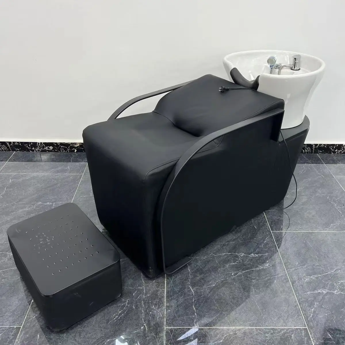 &c Premium Durable Modern Lay-flat Hair Washing Station LED Light Strip Ceramic Basin Heavy-duty Metal Frame Cozy Bathroom Hotel