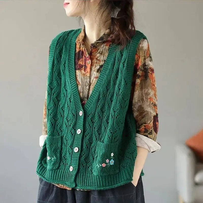 

Vintage Embroidery Harajuku Knit Vest Women V-neck Single-breasted Knit Cardigan Sleeveless Coat Spring Fall Jacket Designer Top