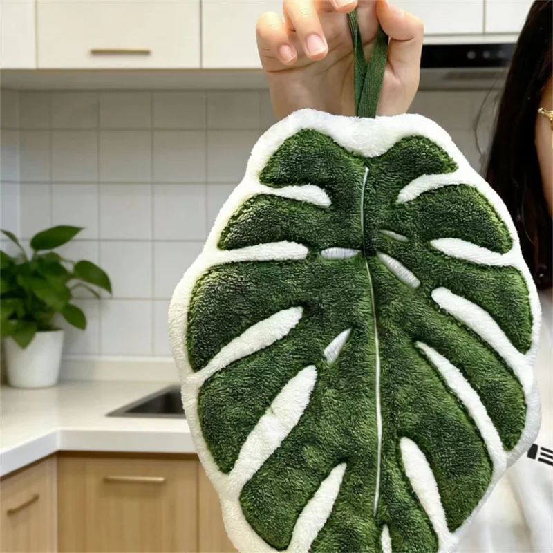 1pcs Random color Creative Leaf Bathroom towels, hangingtype, absorbent material suitable for bathroom, dining room, kitchen