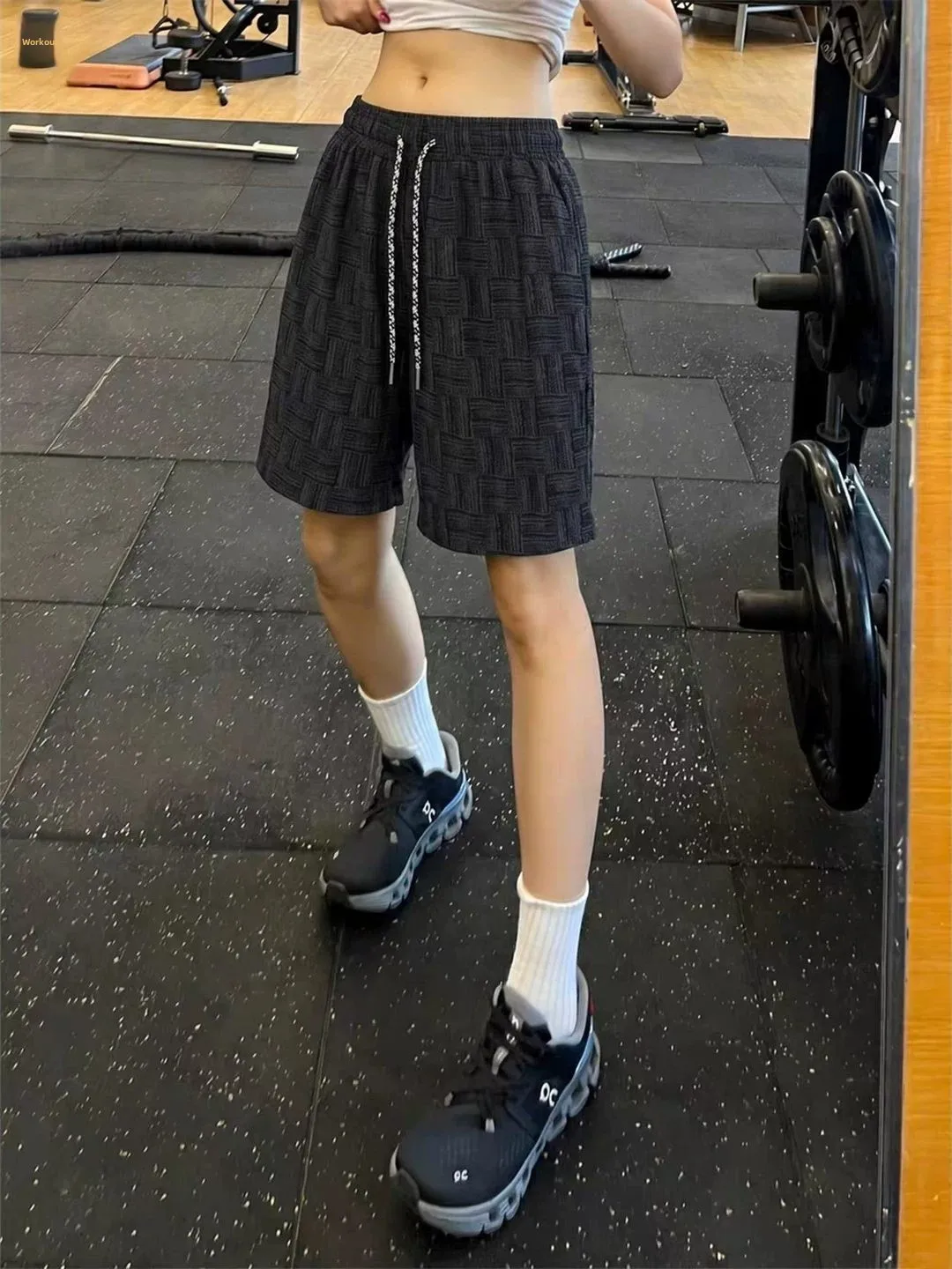 Black Dyed Ice Silk Drawstring Beach Shorts Men's Fitness Checkered Wide Leg Five-Quarter Length Casual Summer Trousers