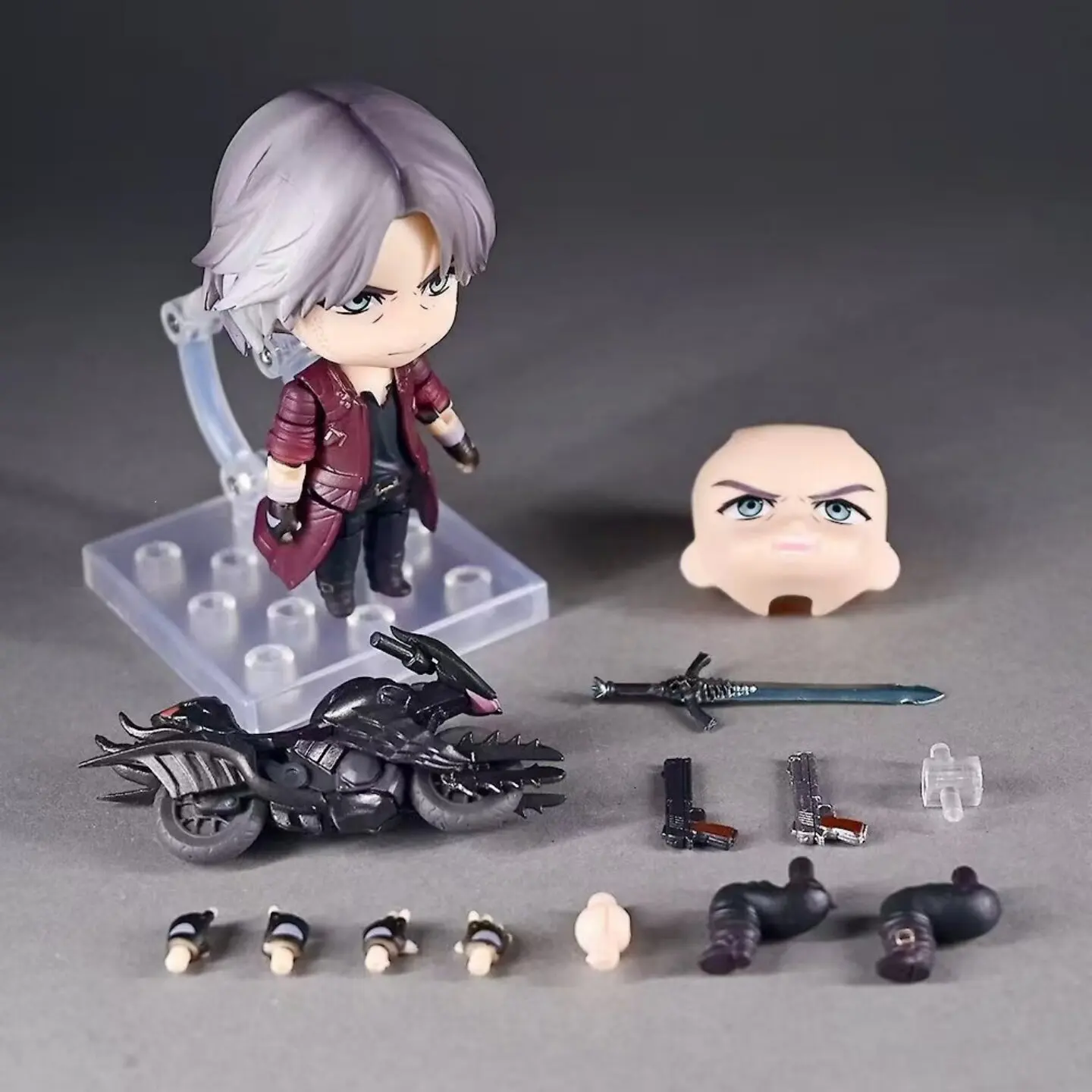 Figura de Acción Anime Nendoroid Dante 1233 Versión Q, Muñeco Articulado con Rostro Intercambiable, Modelo Coleccionable, Adorno de Escritorio, Regalo