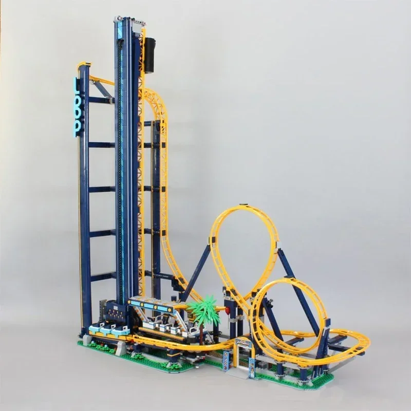 In stock 3756PCS circular coaster brick models, building blocks, creative amusement park models, Christmas and birthday gifts