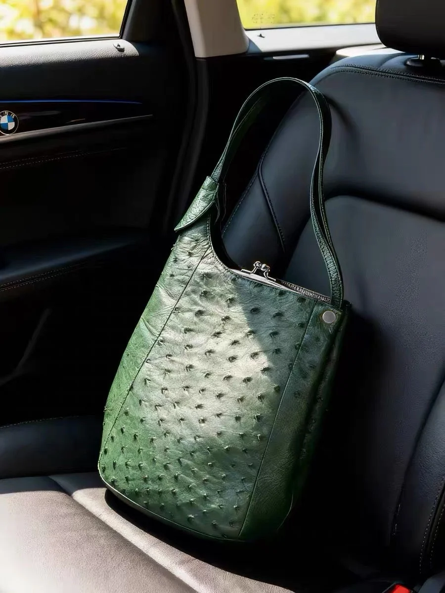 2026 New Green Leather Single Shoulder Crossbody Tote Bag Luxury Small  High-End Handbag Women's Handbag Casual Style