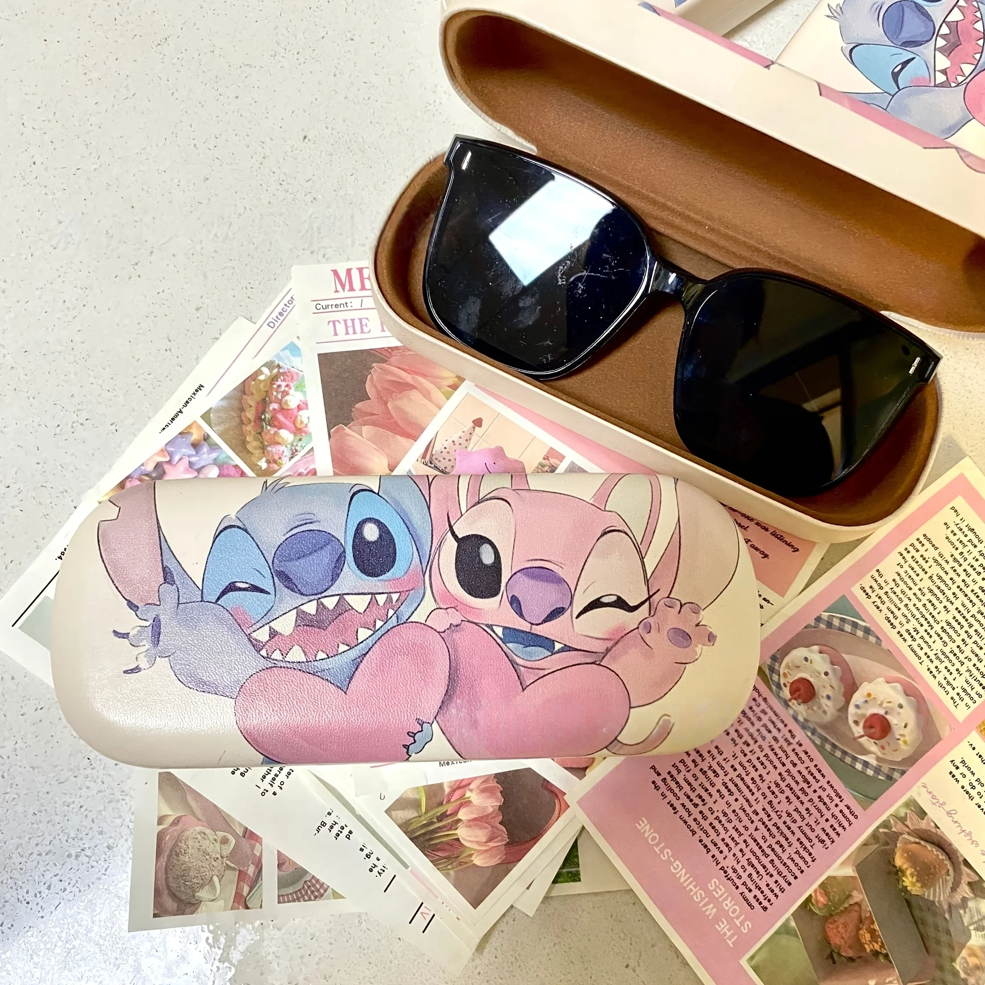 Image of Disney Stitch and Angel Brillenetui, tragbarer Brillenhalter für den täglichen Gebrauch