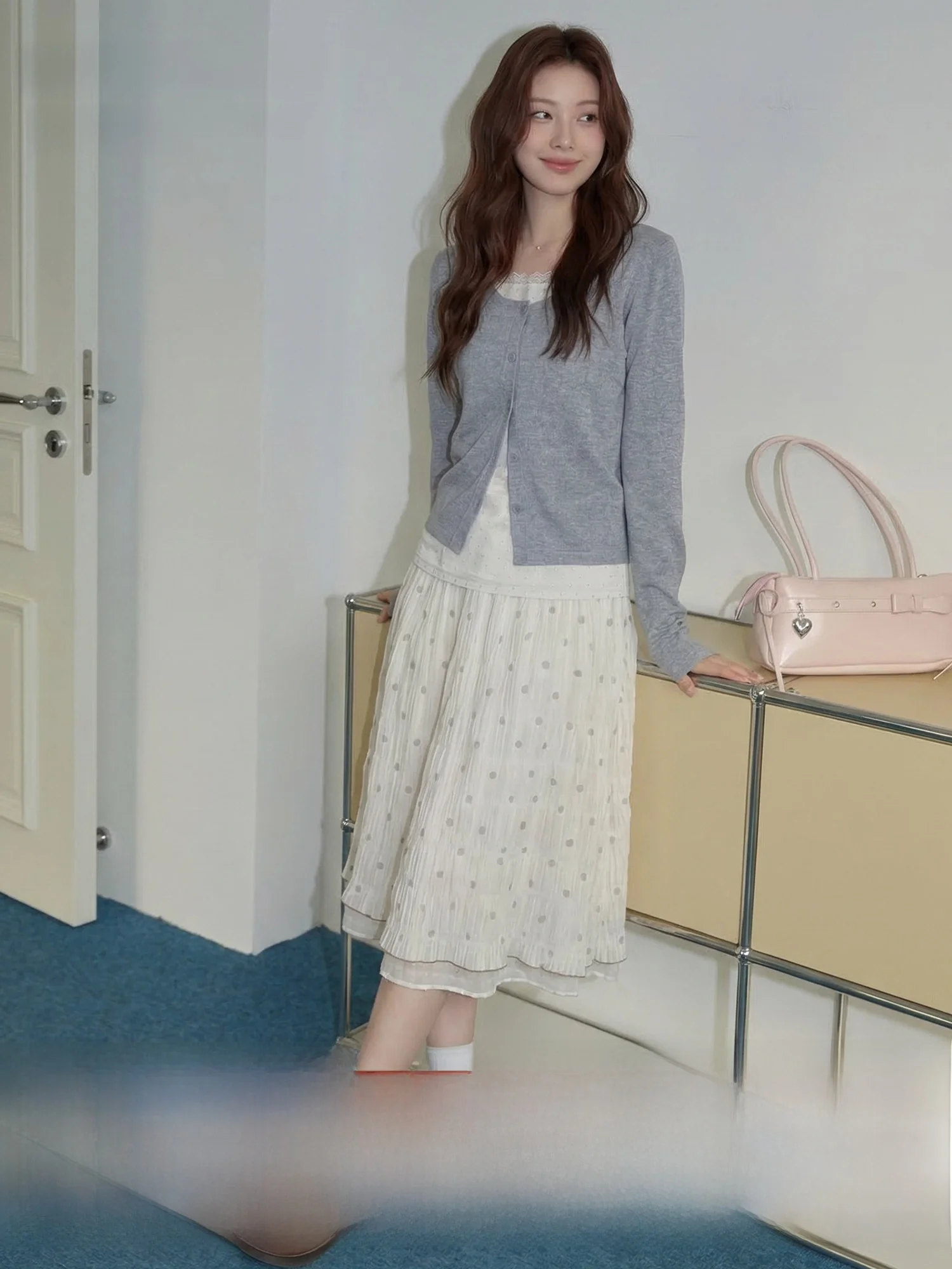 

Юбка миди Meng Xiaoqi с высокой талией, А-силуэт, женская, для ранней весны, в горошек, плиссированная, стройнящая, универсальная, средней длины