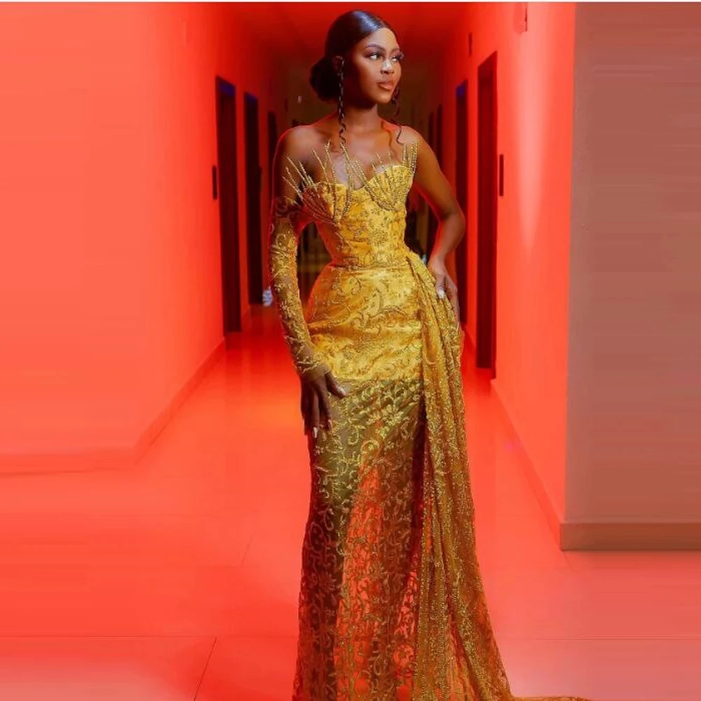 레이스 아플리케 파티 드레스 아프리카 이브닝 가운 아비예 골드 롱 슬리브 프롬 드레스 일루전 비즈 장식 스트레이트 오버레이