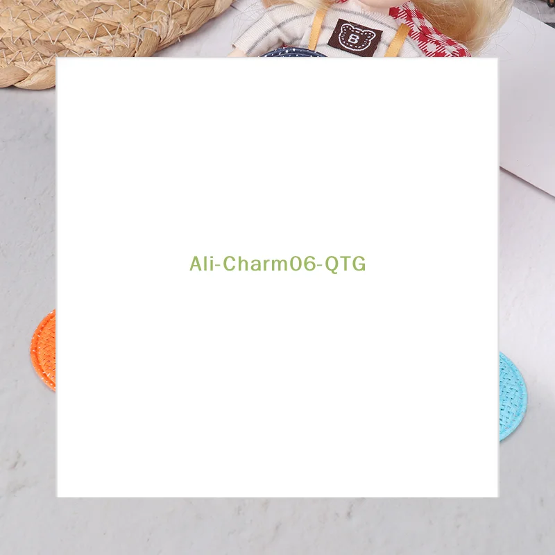 Set of 5 Miniature Straw Doll Hats for Dollhouse Decor and Children's Pretend Play