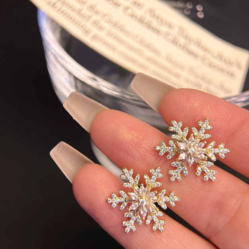 คริสตัลคริสต์มาสเกล็ดหิมะZirconต่างหูมุกสีสันสตั๊ดสําหรับผู้หญิงDangle Hook Xmas Partyแฟชั่นเครื่องประดับของขวัญ