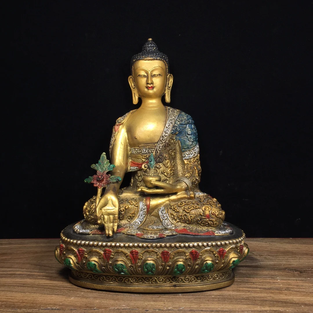 

Pure copper painted Buddha statue of Shakyamuni Buddha, Medicine Buddha Length 17cm, width 10cm, height 22.5cm, weight 1120g