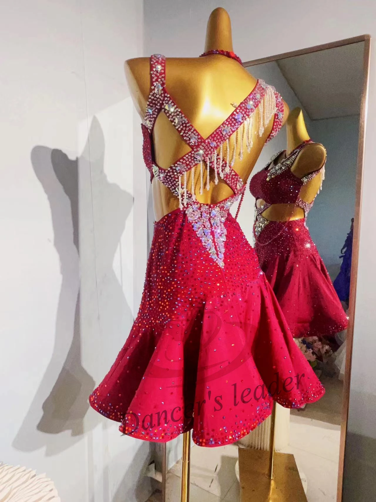 Robe de danse latine haut de gamme personnalisée nouvel an autocollant rouge Super multi-diamant Samba Tango femme adulte scène vêtements professionnels