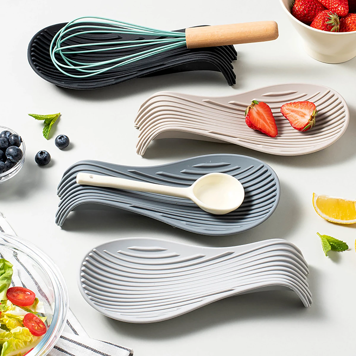 2pcs Creative Silicone Tray Set Kitchen Spatula Soup Spoon Holder Thickened Household Kitchen Utensils with Insulated Spoon Pads