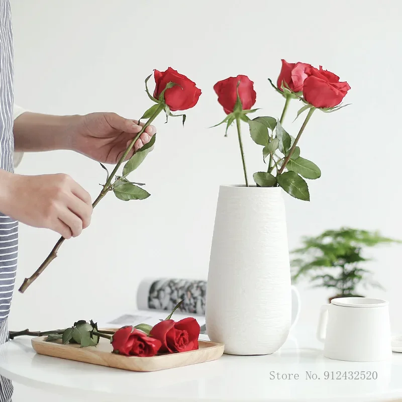 Modern Minimalist Ceramic Vase, Home Interior Decoration Ornaments, Living Room Dried Flower Arrangement, Flower Arrangement 1Pc