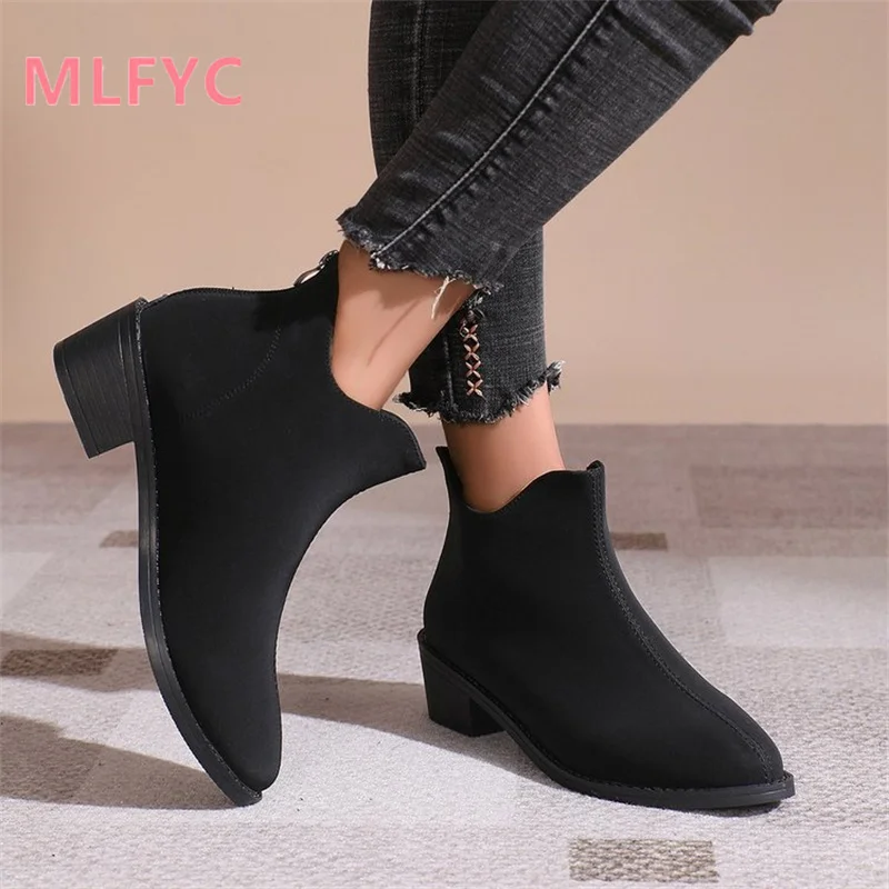 

Round Toe Thick Heel V-neck Short Boots for Women in Autumn Winter New European American Large Fashionable Zippered Boots