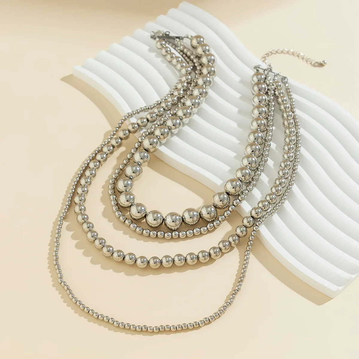Vintage Gold Color Round Bead Size Beaded Collar Necklace Women 2023 Exaggerated Cyber Style Multi layered Men\'s Fashion Jewelry