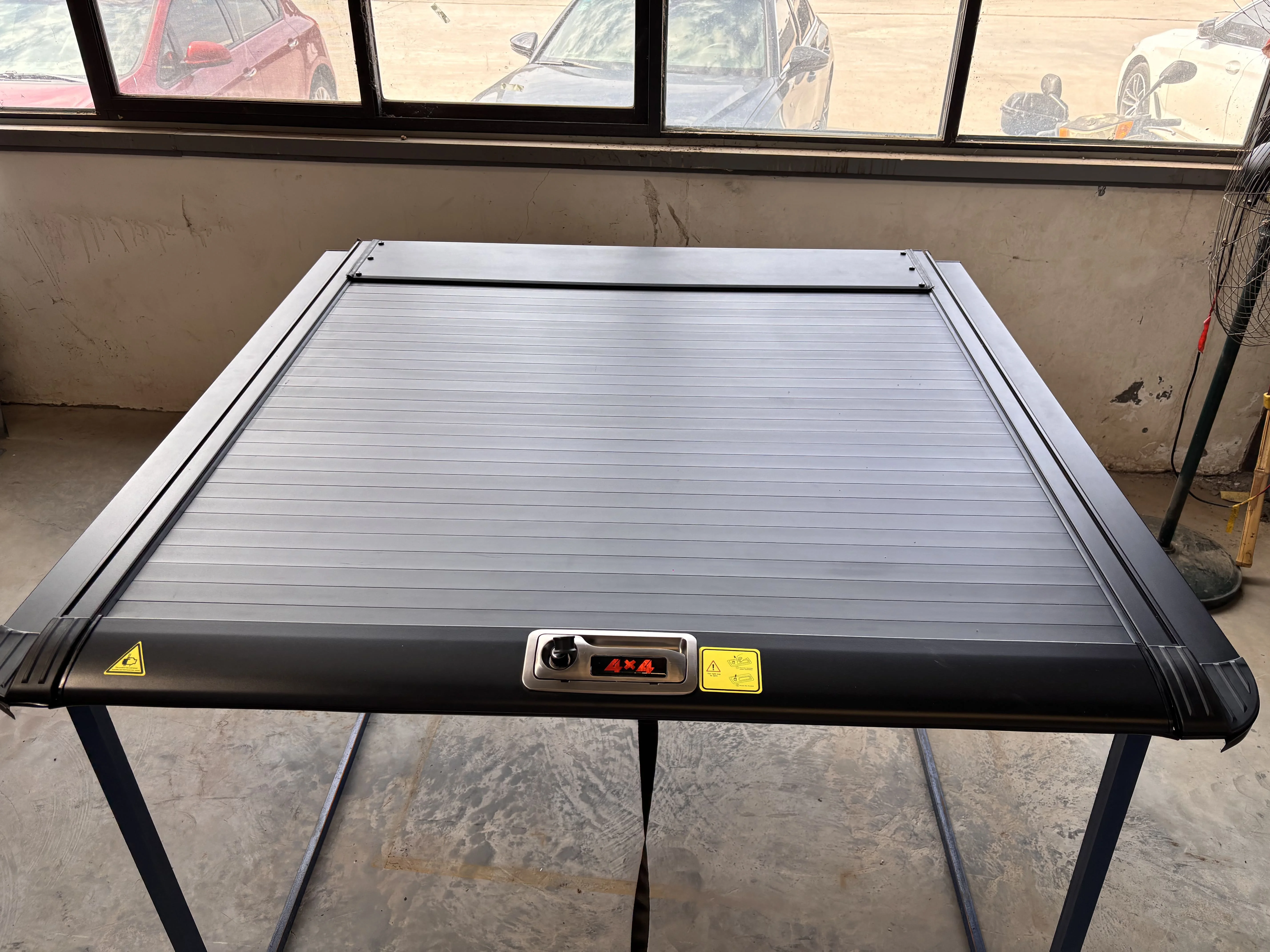 토요타 하이럭스 SR5 헤비듀티 방청 롤링 토너 커버용 알루미늄 롤앤락 롤업 리드