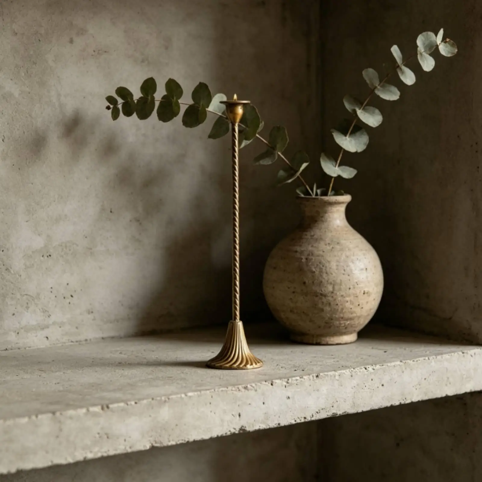 Twisted Gold Candle Holder Stable Base Home Decor for Guest House, Hotel Room