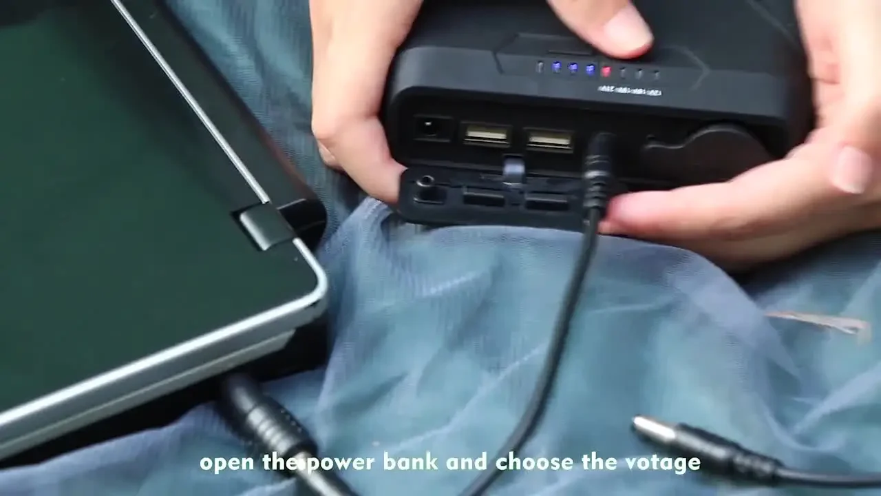 2022 nuovo arrivo batteria esterna pannello solare power bank 70000mah e 72000 mah powerbank portatile per notebook portatile