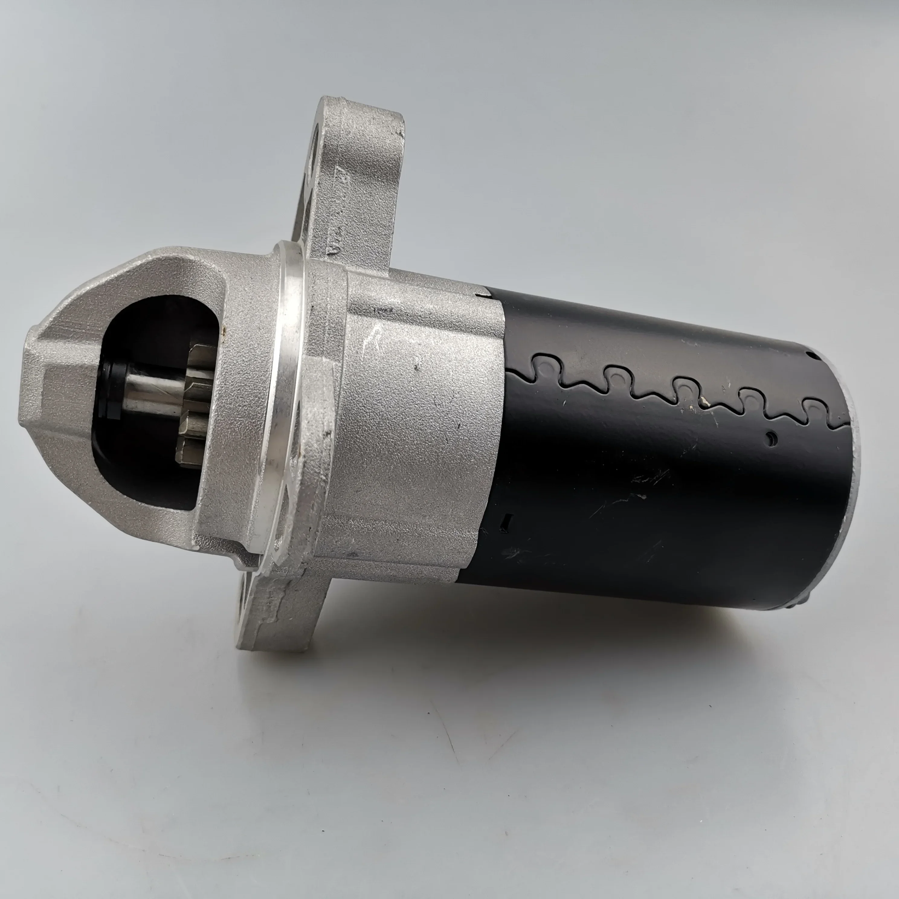 SAIC MAXUS G10 2.0T original starting motor C00017006
