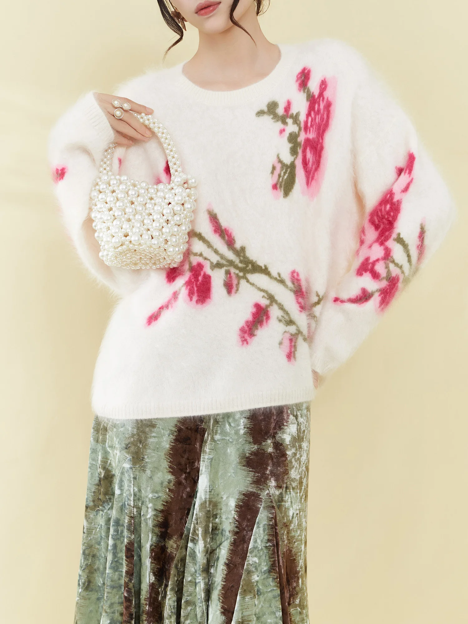 

Flowing Era2025 round Ne Knitted Sweater Women's Loose Comfortable Feel Flower Patterned Knitwear Fall Winter New Arrival