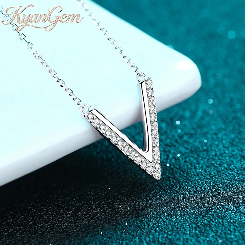 KyanGem PT950 Platinum V-shaped 19-point Moissanite Micro-set Necklace Set With Diamonds Jewelry, Simple Ins Style