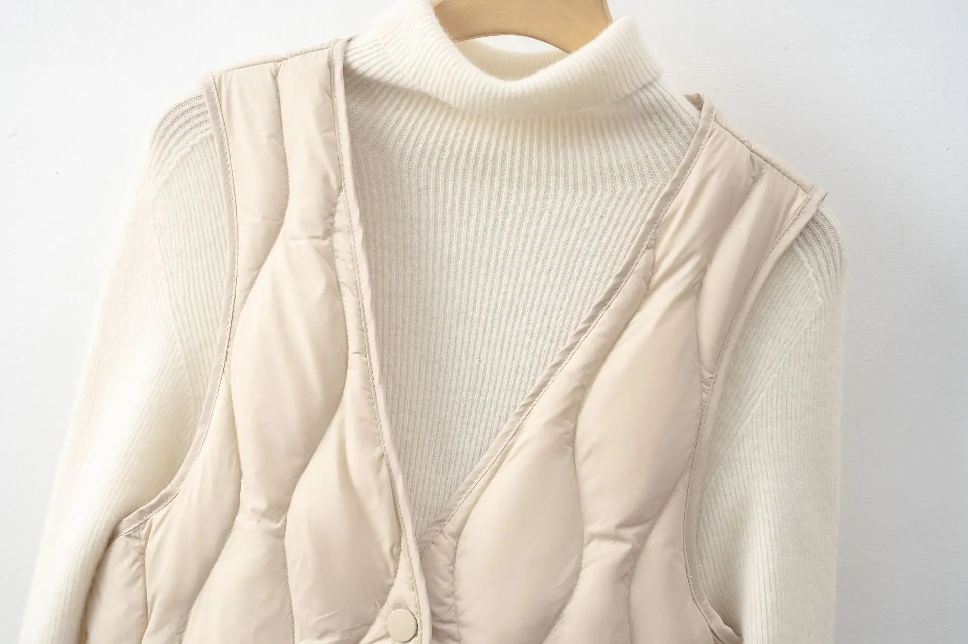 新しい 90% ダックダウンベスト春秋の女性超軽量ダウンファッションベスト多用途チョッキ