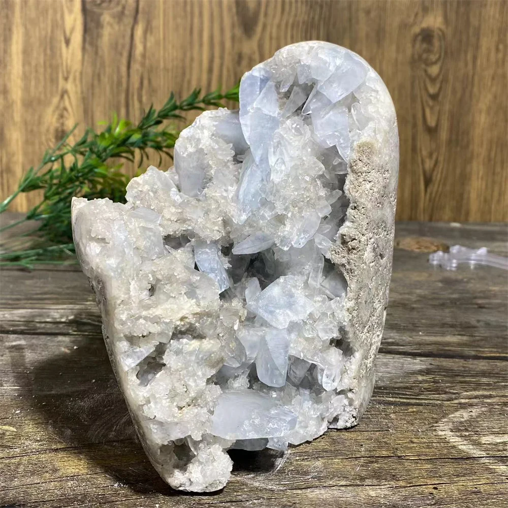 Natural Blue Crystal Quartz Specimen Stone Tower Beauty Stone Minerals Healing High Quality Reiki Living Room Decoration
