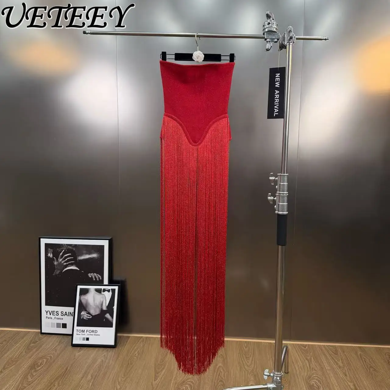 

2026 Spring New Knitted Stretch Tube Top Bodysuit Slim Fit Patchwork Red Tassel High-End Niche Zipper Versatile Tube Tops