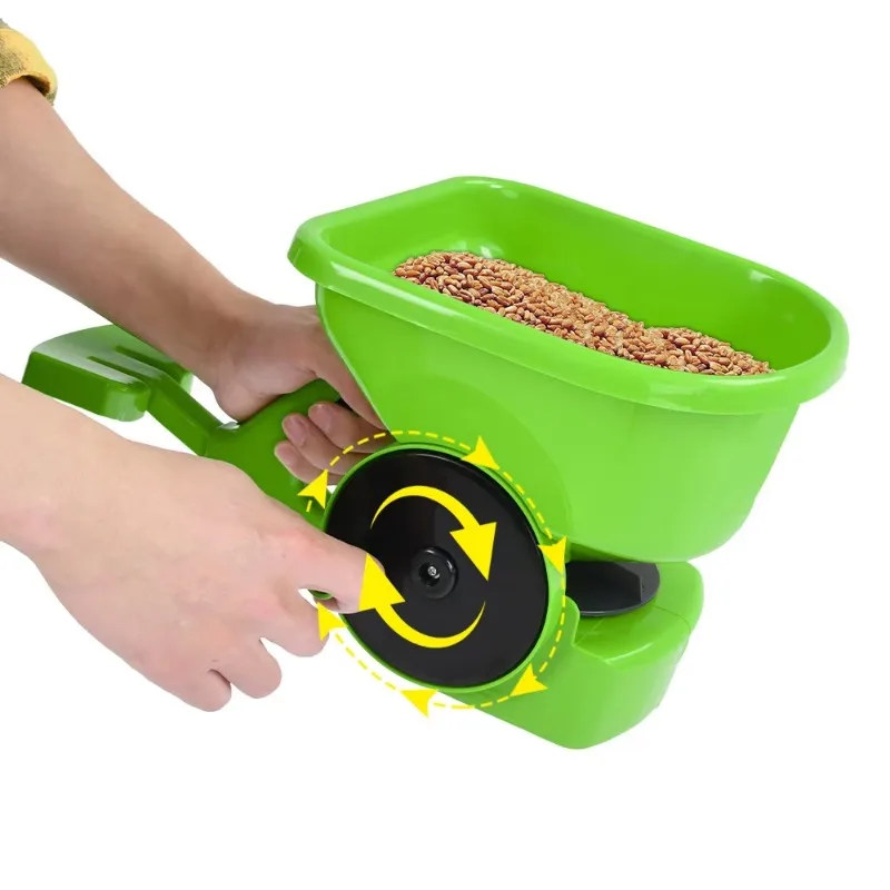

3L manual seed broadcast spreader