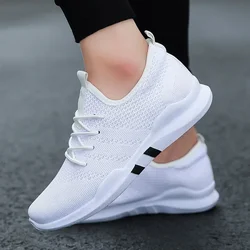 2023 Fashion Mens Casual Shoes White Lace-Up Breathable Shoes Sneakers Basket White Black Tennis Mens Trainers Zapatillas Hombre