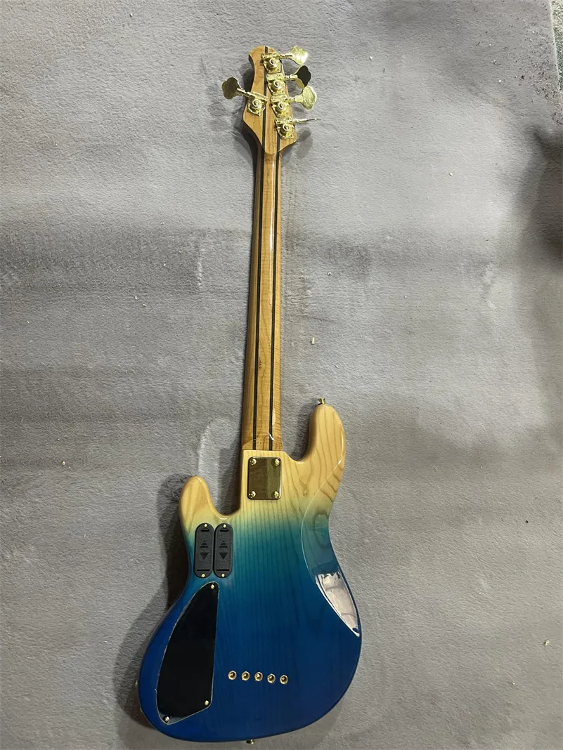 Blue bass 5 strings electric bass Burl maple top ash wood body roasted maple neck gold bridge active battery