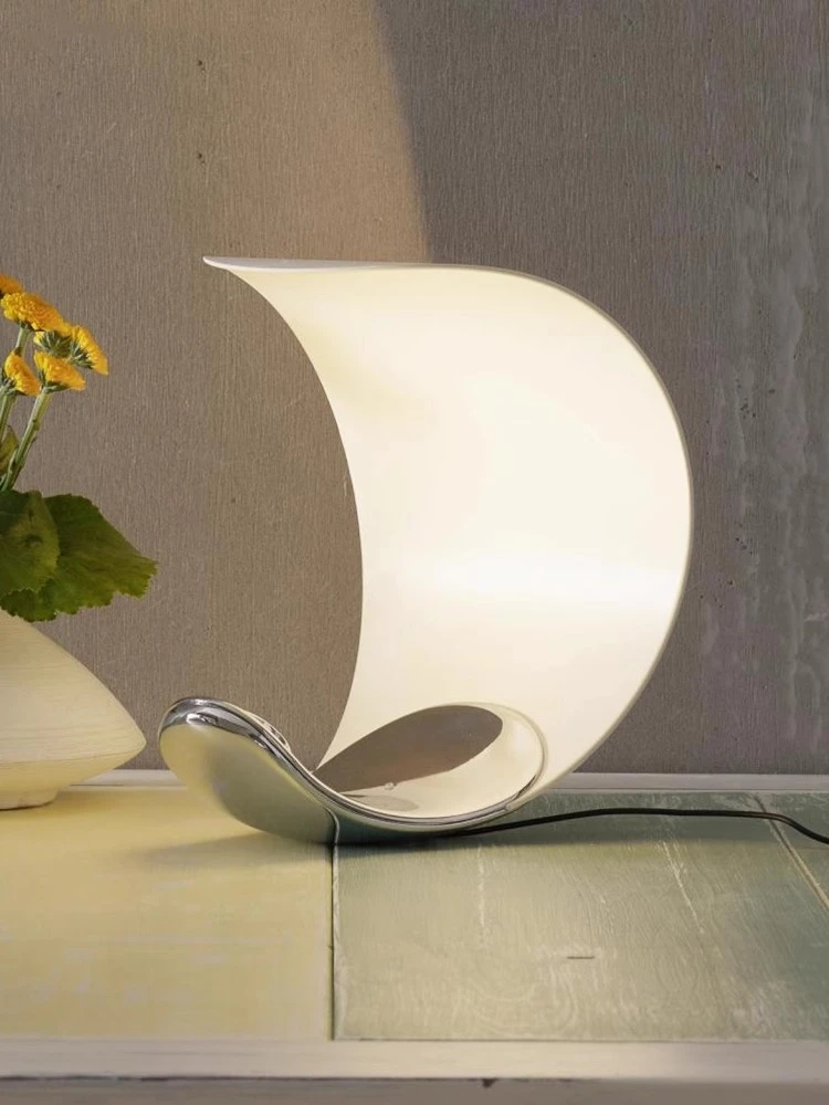 Imagem -04 - Nordic Curl Moon Table Lamp Candeeiro de Mesa Curvo para Quarto Estudo Decoração de Cabeceira Led Atmosfera Designer Night Light