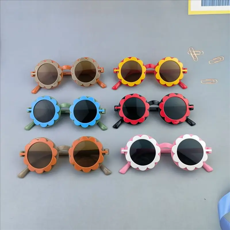 Cute Children\'s Sunglasses Cartoon Sunflower Flip Glasses Funny Outdoor UV400 Protention Eyeglasses Driving Goggles Kid Gifts