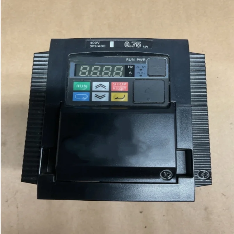 

New Original Inverter 3G3MX2A4007E