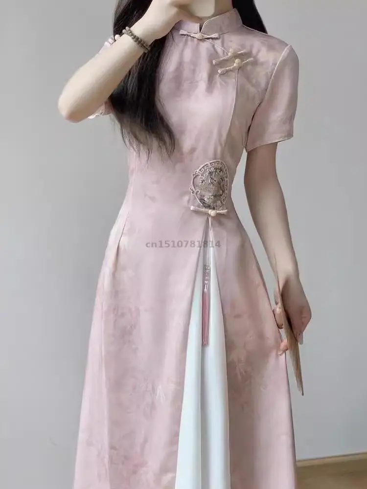 2026 New Chinese Style Women Pink Printed Cheongsam Mandarin Collar Frog Button Tassel Split Midi Elegant Casual Party Dress
