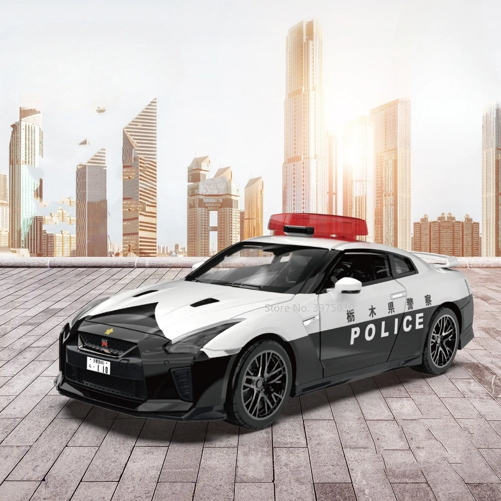 1/32 GTR Police Car Alloy Diecast Model Toy Doors Can Open with Pull Back Authentic Authorized Collection Toys for Boy Birthday