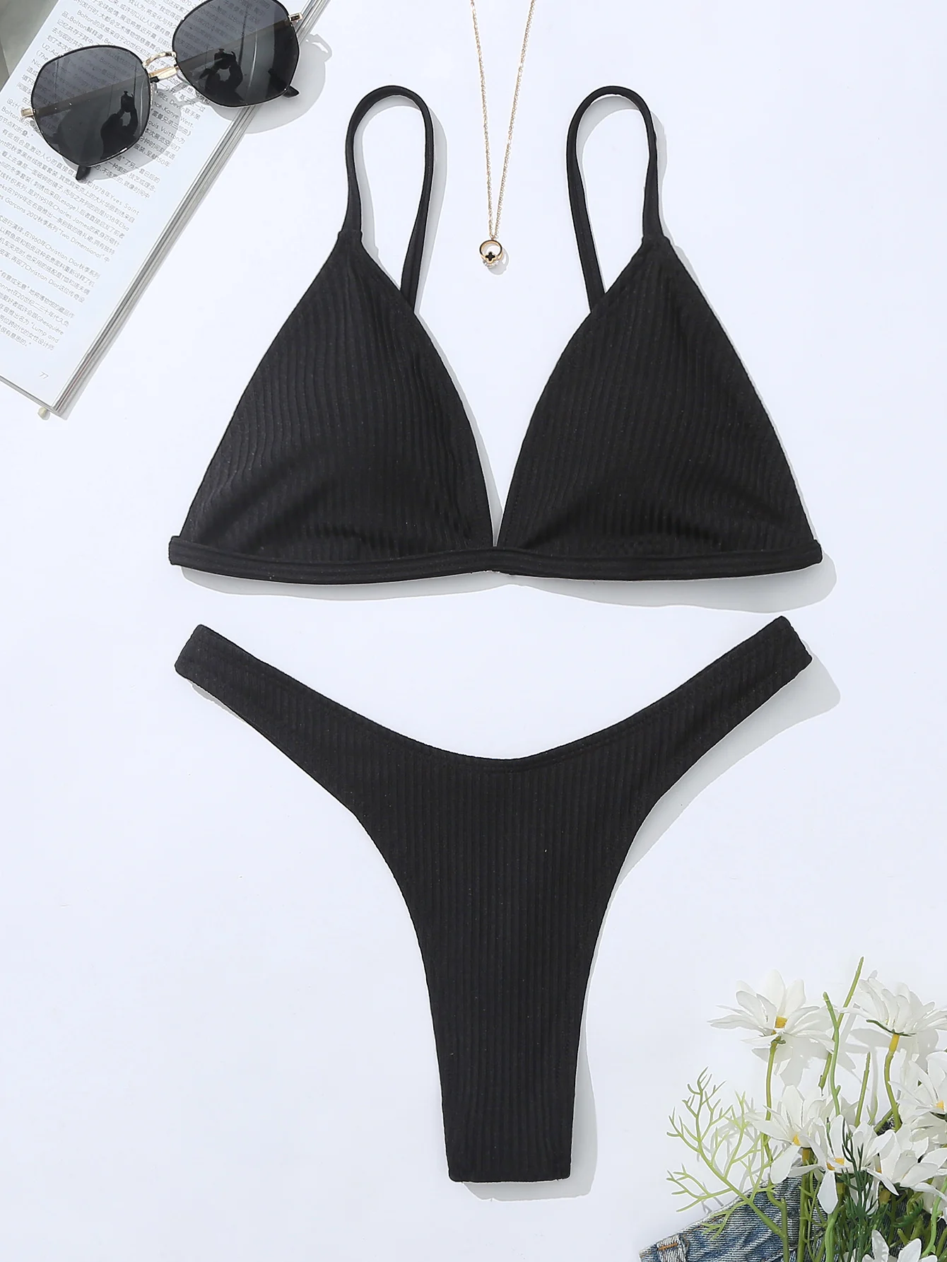 Pure desire atmosphereTriangle Cup and Black Slim Crinkle Thong and   Sexy triangle pants    Bikini set