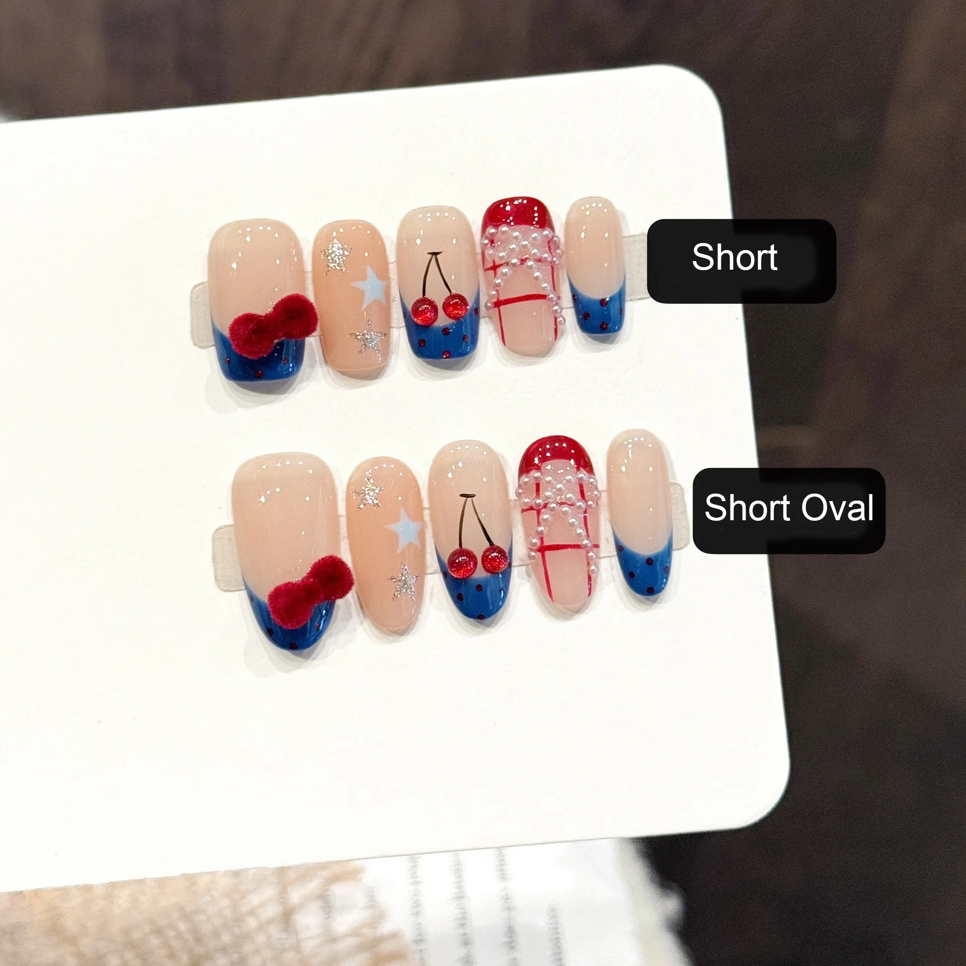 

10 шт., короткие накладные ногти ручной работы, телесный розовый горошек, синий французский бант, вишневый дизайн, накладные ногти, носимые советы по дизайну ногтей для девочек
