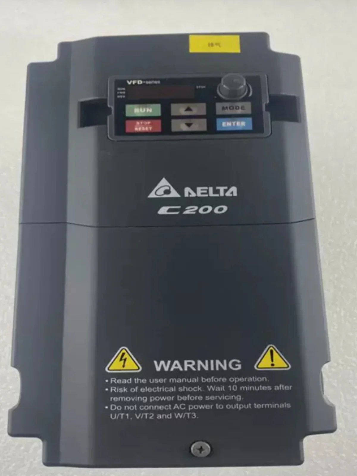 Delta DELTA Inverter C200 Series VFD004/007/015/022/037CB23/21A-21 Original