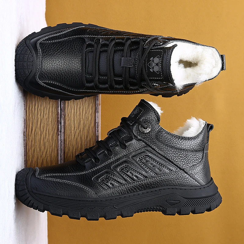 

Winter Snow Boots Fur Integrated Leather Men's Piled Thickened Cotton Shoes Top Layer Cowhide Shoes New Breathable Versatile