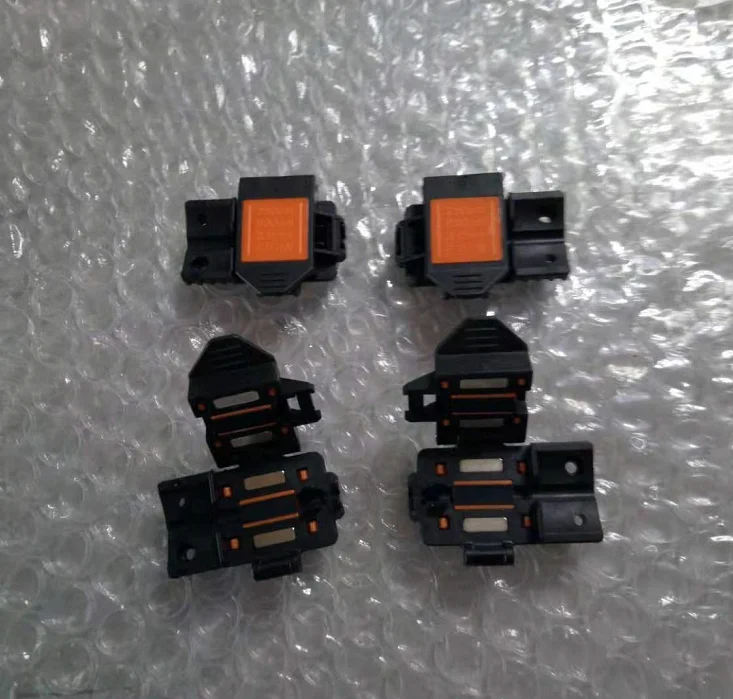 

1 pair Shineway OFS-80 90 95 optical fiber fusion splicer three in one fixture Bare fiber pigtail fixture