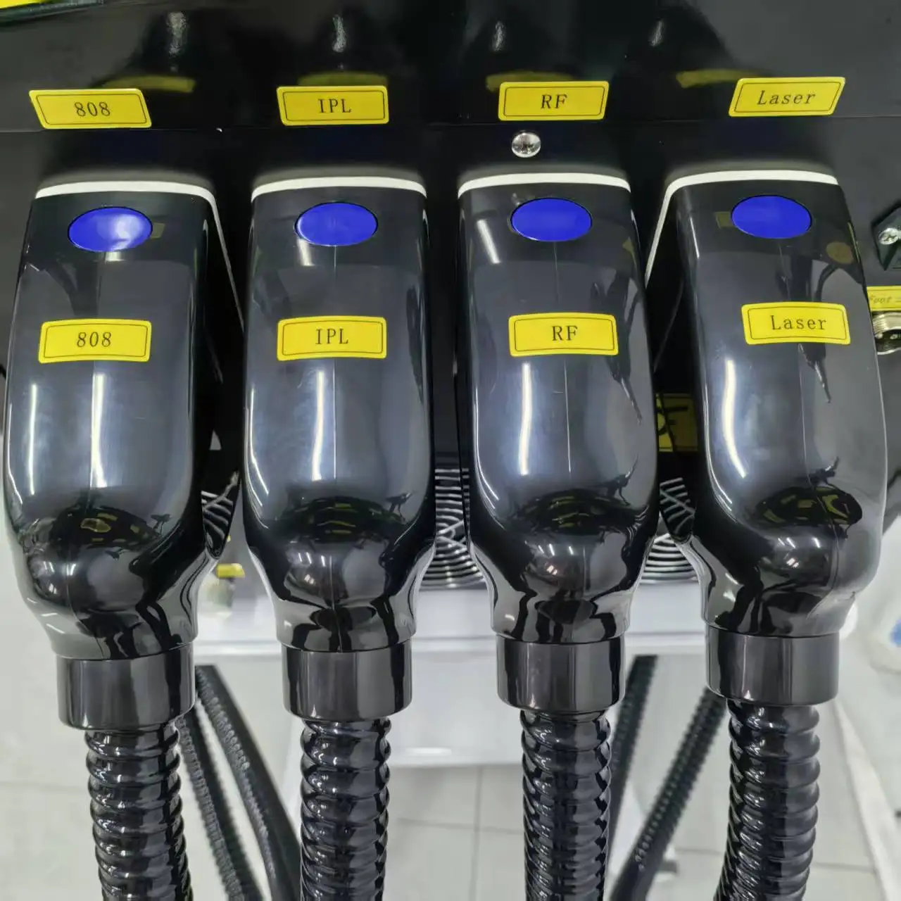 

Professional 4000W 4 in 1 Diode Laser Pico Laser DPL RF Beauty Machine for Hair Removal Tattoo Removal Skin Rejuvenation Salon