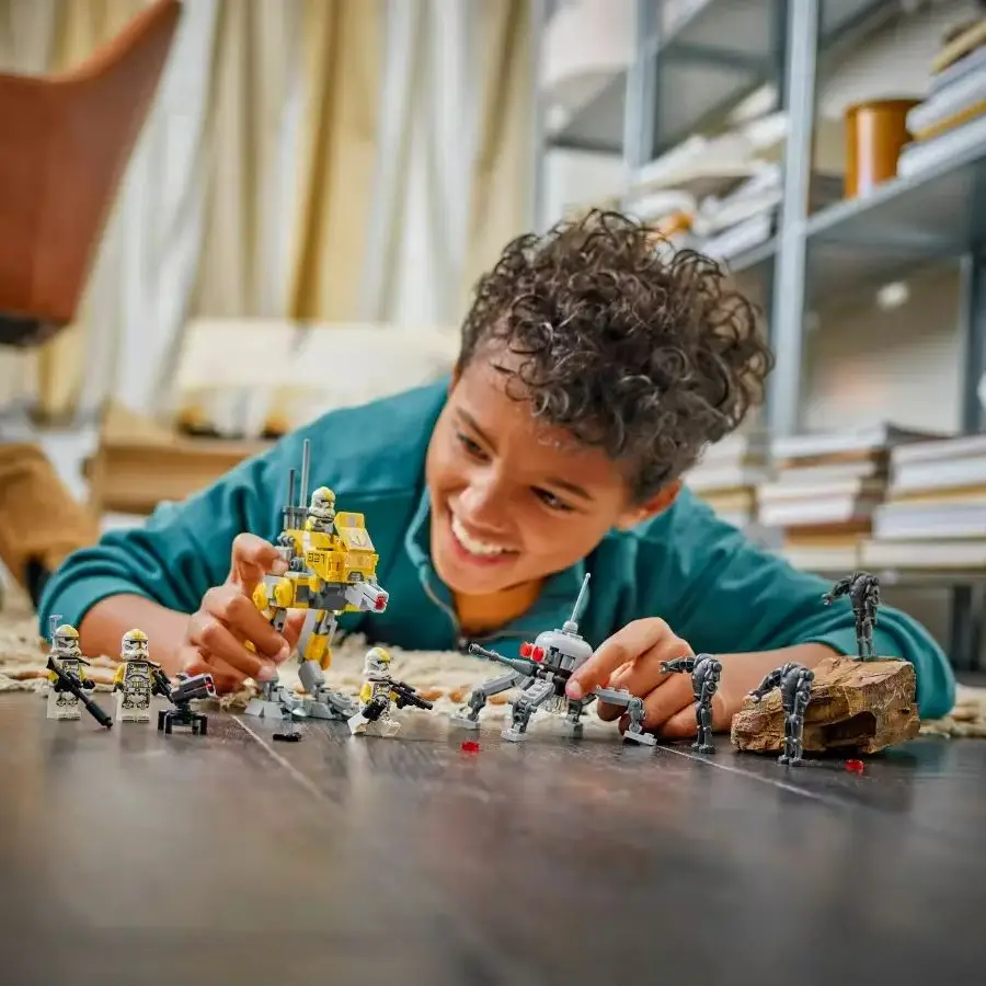 LEGO ®   Star Wars : La Vengeance des Sith ™   Battle Pack (75431) Set 4 figurines pour enfants de 7 ans et plus de 258 pièces