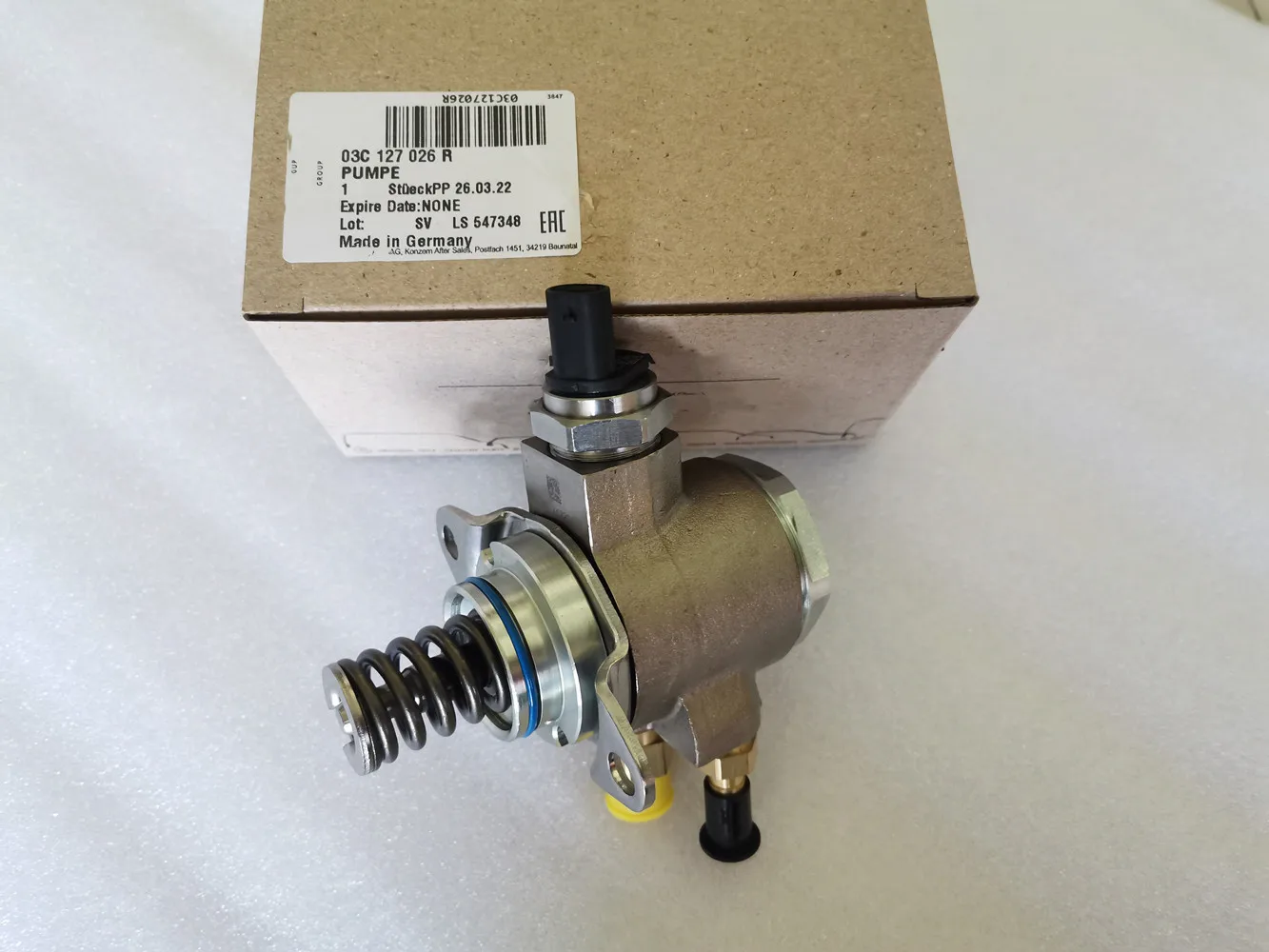 Made In Germany OEM High Pressure Fuel Pump 03C127026R For Audi A1 A3 VW Passat Skoda Seat 1.2TSI 1.4TSI 03C127026C 03C127026E