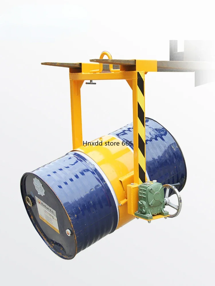 Fixture flip unloading clip oil drum spreader driving crane dual-purpose oil drum flip crane